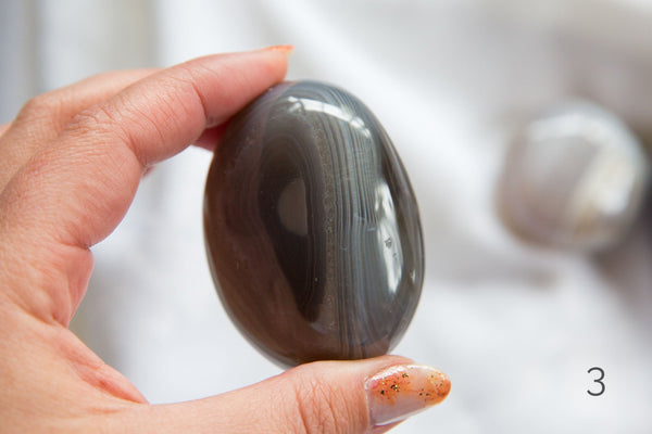 Agate Palmstones - Premium Crystals + Gifts from Clarity Co. - NZ's Favourite Online Crystal Shop
